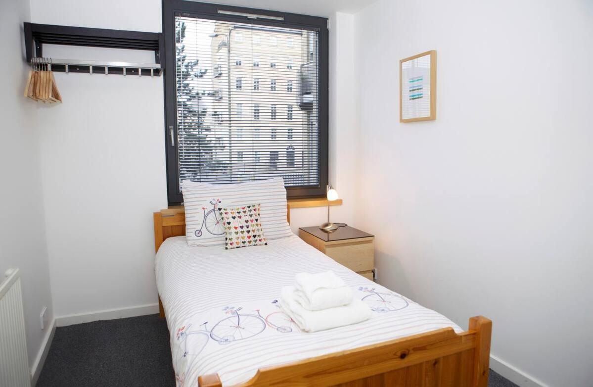 Joivy Inviting Flat With Parking In Canonmills エディンバラ エクステリア 写真